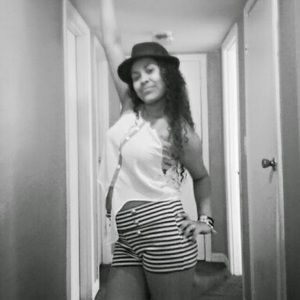 Meet your Posher, Veronica